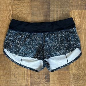 Lululemon Speed-up Low Rise lined short